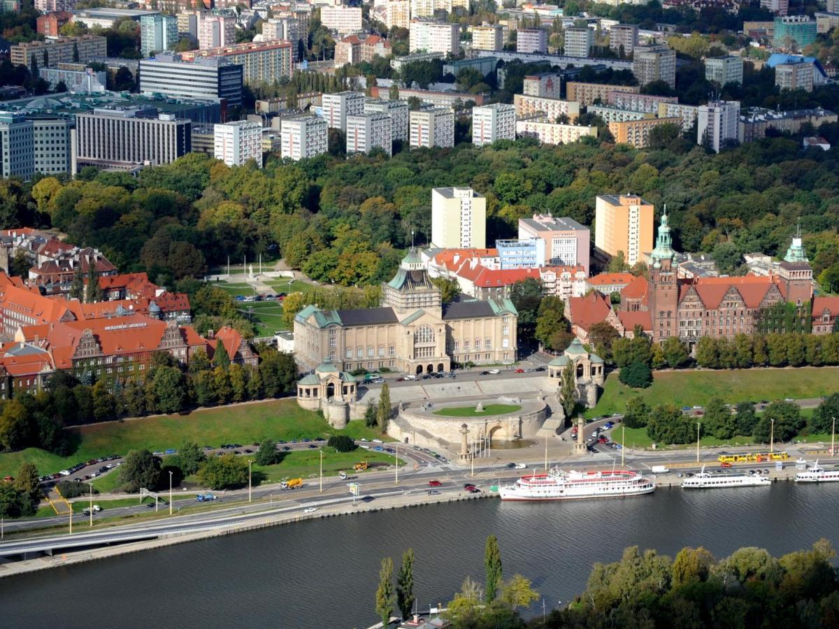 Studencki Dom Marynarza Pasat Vandrerhjem Szczecin Eksteriør bilde