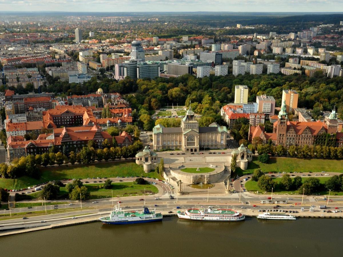 Studencki Dom Marynarza Pasat Vandrerhjem Szczecin Eksteriør bilde